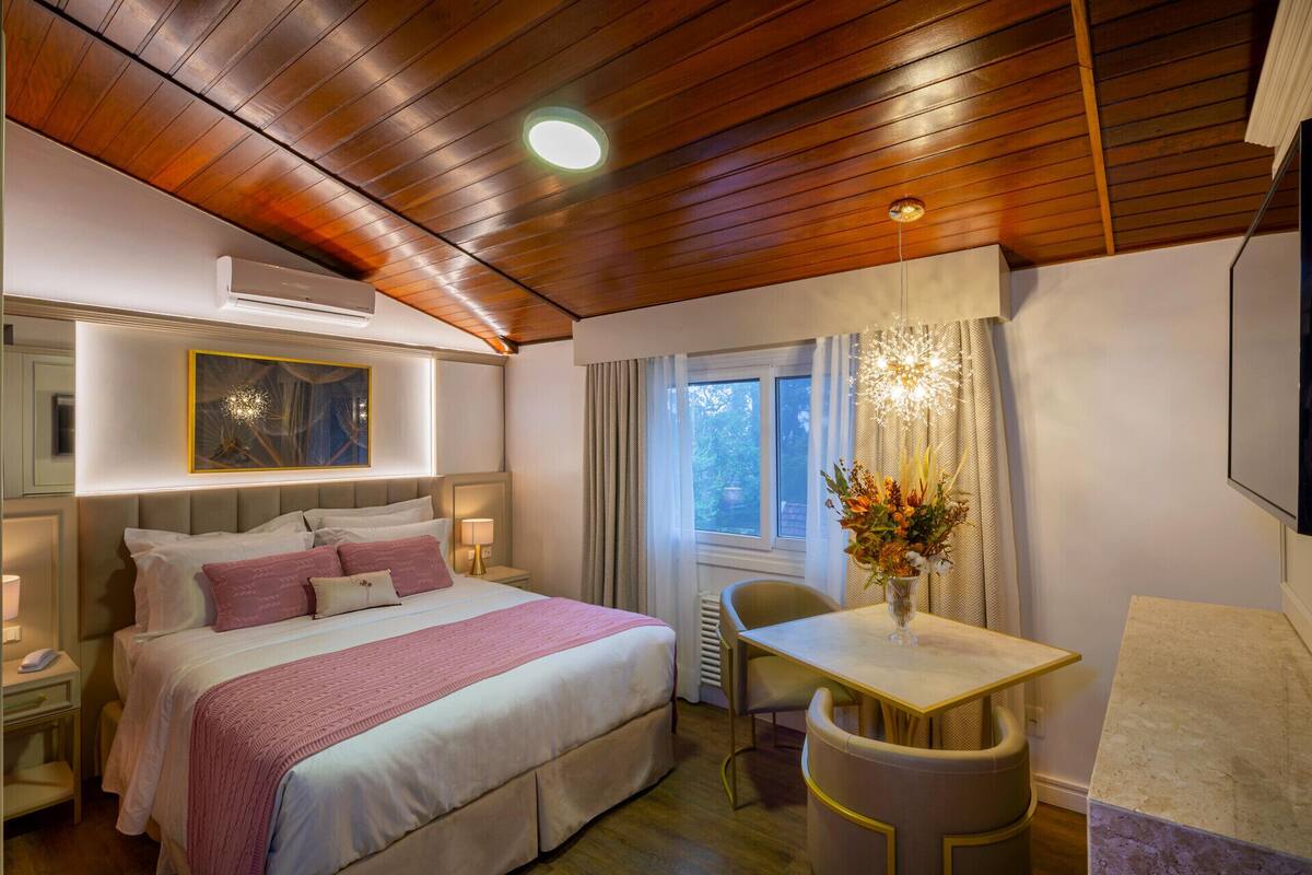 1 slaapkamer, een minibar, een bureau, geluiddichte muren