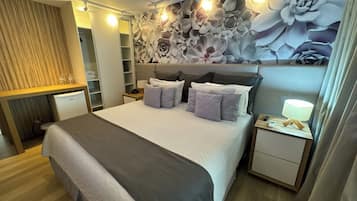 ميني بار وواي فاي مجانًا