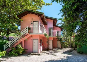 Terrace/patio - Pousada Sanremo Inn (Ubatuba)
