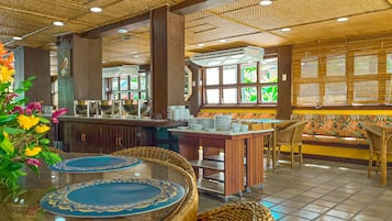 含自助早餐