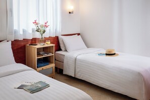 Individually decorated, individually furnished, iron/ironing board -  Résidences Valdys Thalasso & Spa de Rockroum (Roscoff)