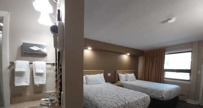 Arnprior Motor Inn