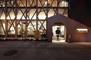 Exterior - Hotel Morning Box Osaka Shinsaibashi (Osaka)