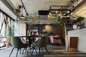 Reception - Hotel Morning Box Osaka Shinsaibashi (Osaka)