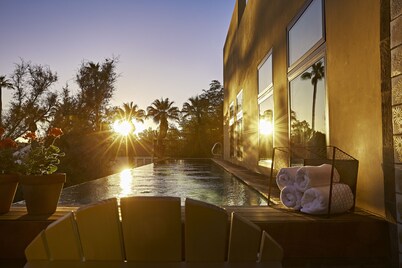 Bespoke Inn Scottsdale