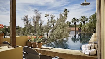 Signature Double Room, Ensuite, Pool View (Penthouse) | Pool | Outdoor pool, a heated pool, sun loungers