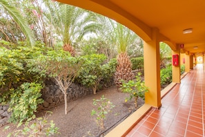 Hallway - El Marqués Palace by Intercorp Hotel Group (Santiago del Teide)