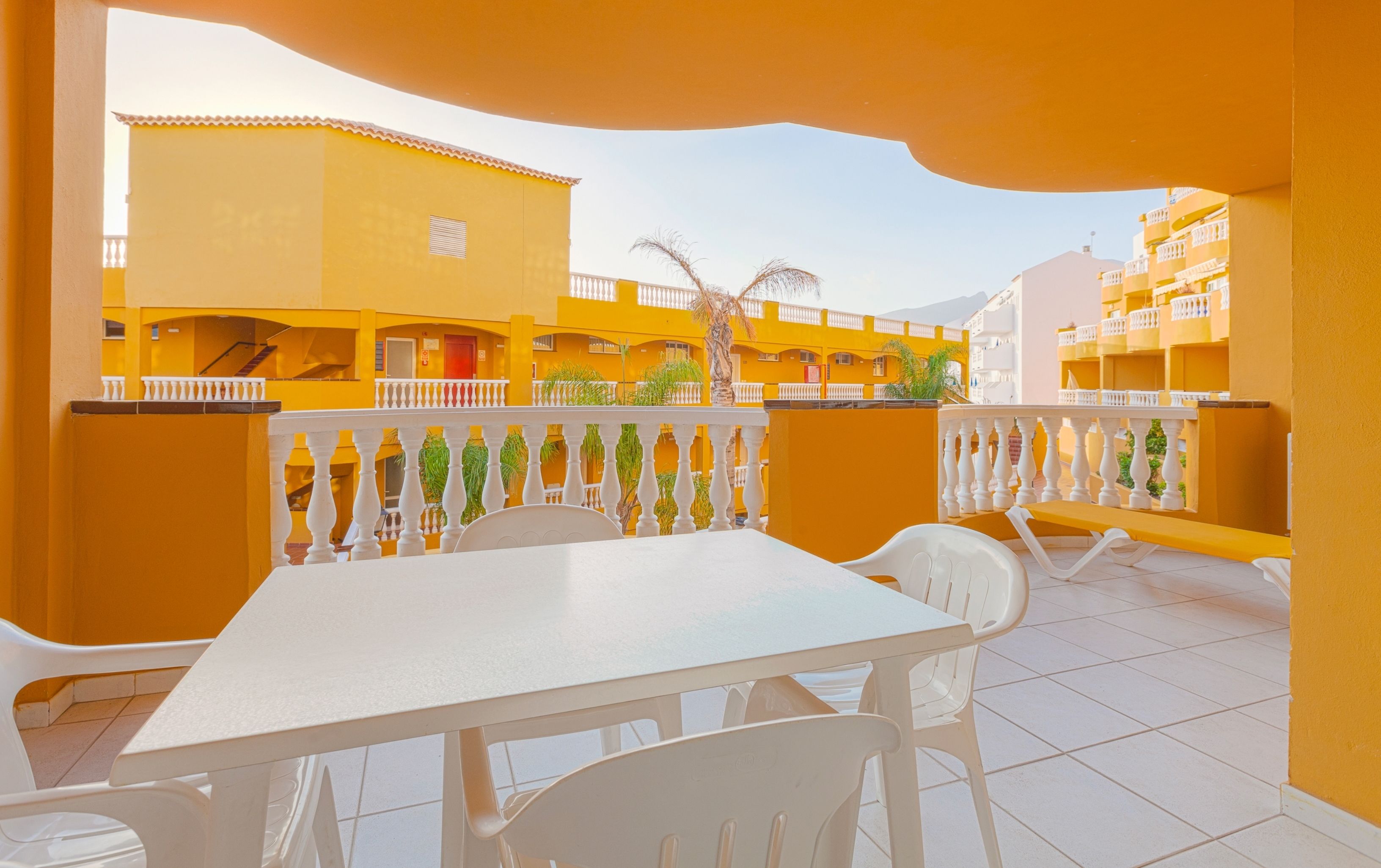 Caja de seguridad en la habitación y cortinas blackout 