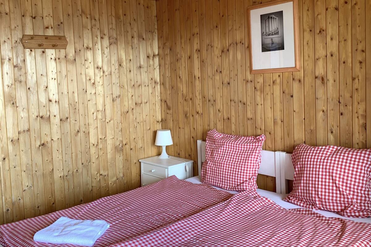 Classic Double Room, 1 Bedroom, Non Smoking, Mountain View