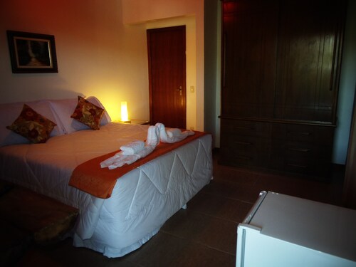 Falcon Guest Suites