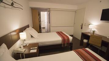 Standaard tweepersoonskamer | Kameruitzicht