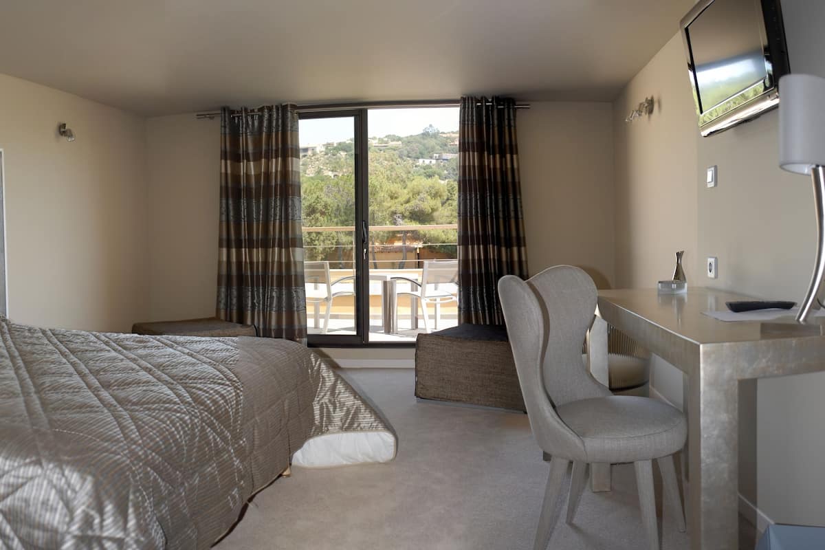 Family Room, 1 Bedroom | View from room