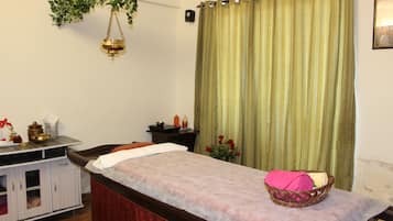 Body treatments, body scrubs, Ayurvedic treatments, 2 treatment rooms