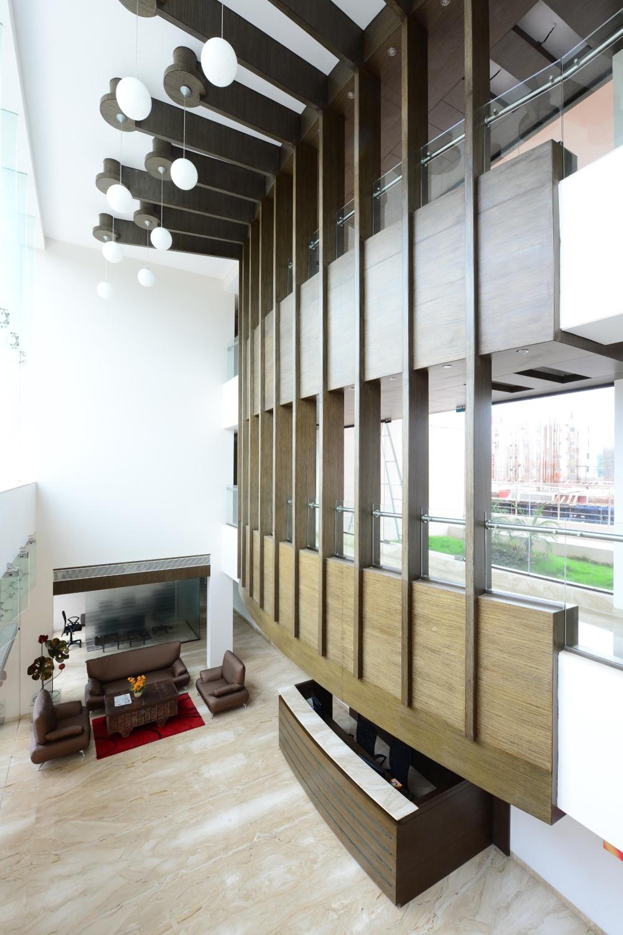 32-inch LCD TV with digital channels, TV