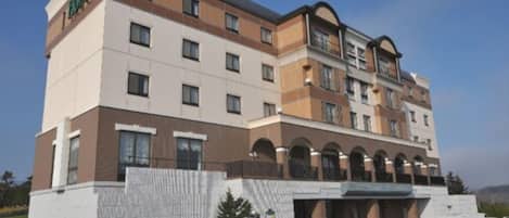 Fachada da propriedade