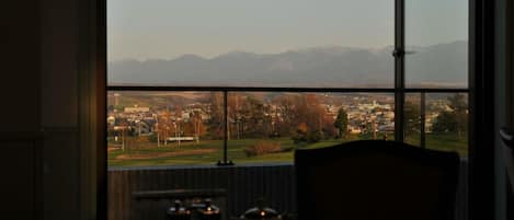 Comfort Twin Room, Non Smoking | Mountain view