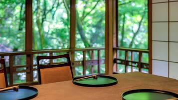 Japanese Traditional Room (10 Tatami Mats with bath, can't serve dinner after 7 P.M. ) | Dining room