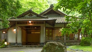 施設の入り口