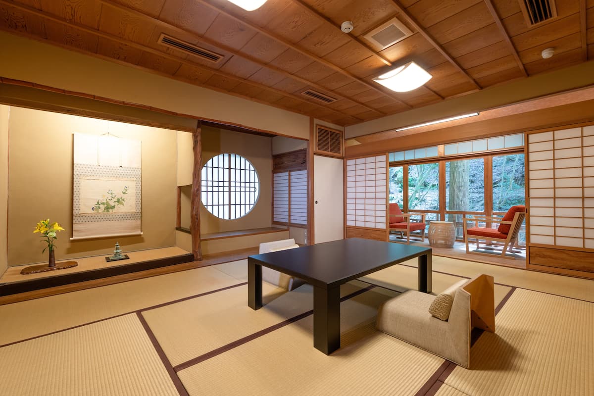 Japanese Traditional Room (10 Tatami Mats with bath, can't serve dinner after 7 P.M. ) | Wi-fi percuma, cadar katil