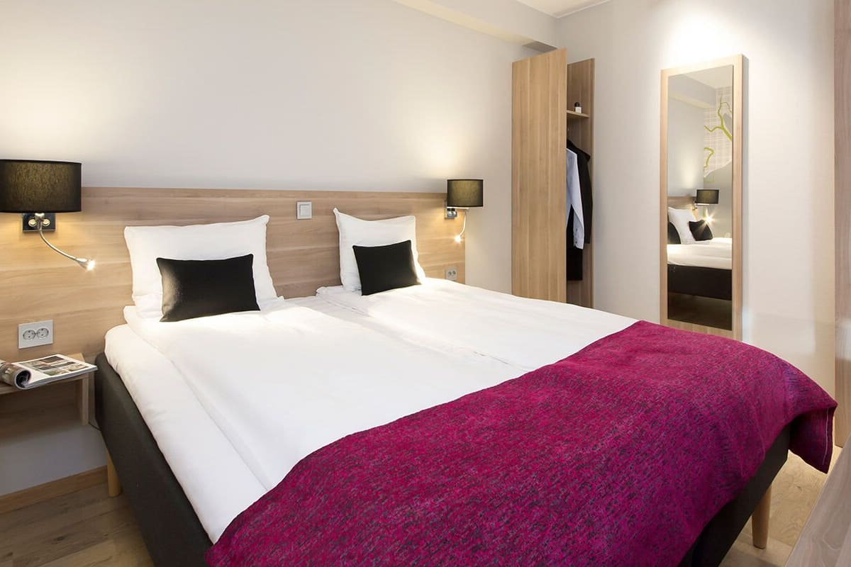 superior room, non smoking | desk, blackout curtains, soundproofing, free cots/infant beds