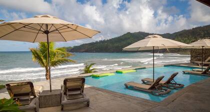 Pagua Bay House Oceanfront Cabanas