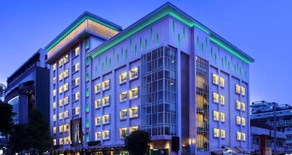 Hotel Neo Melawai by Aston
