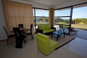 45-cm-LCD-Fernseher mit Kabelempfang, Fernseher