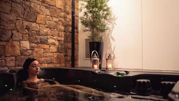 Bathtub spa indoor