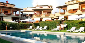 Front of property - Follonica Apartments - Pool & Relax (Follonica)