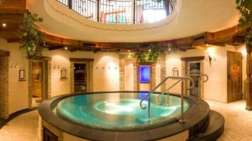 Indoor spa tub