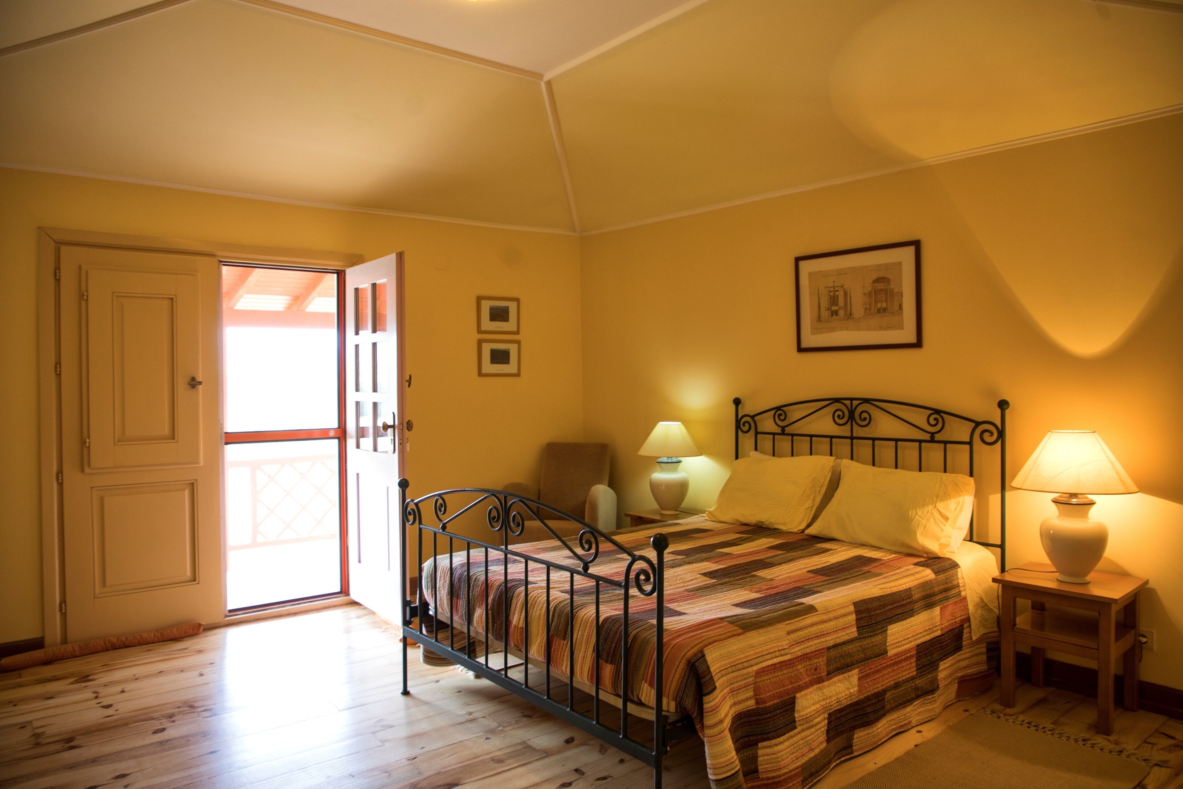 Habitación estándar | Muebles diferentes, insonorización, cunas gratuitas y camas extra 