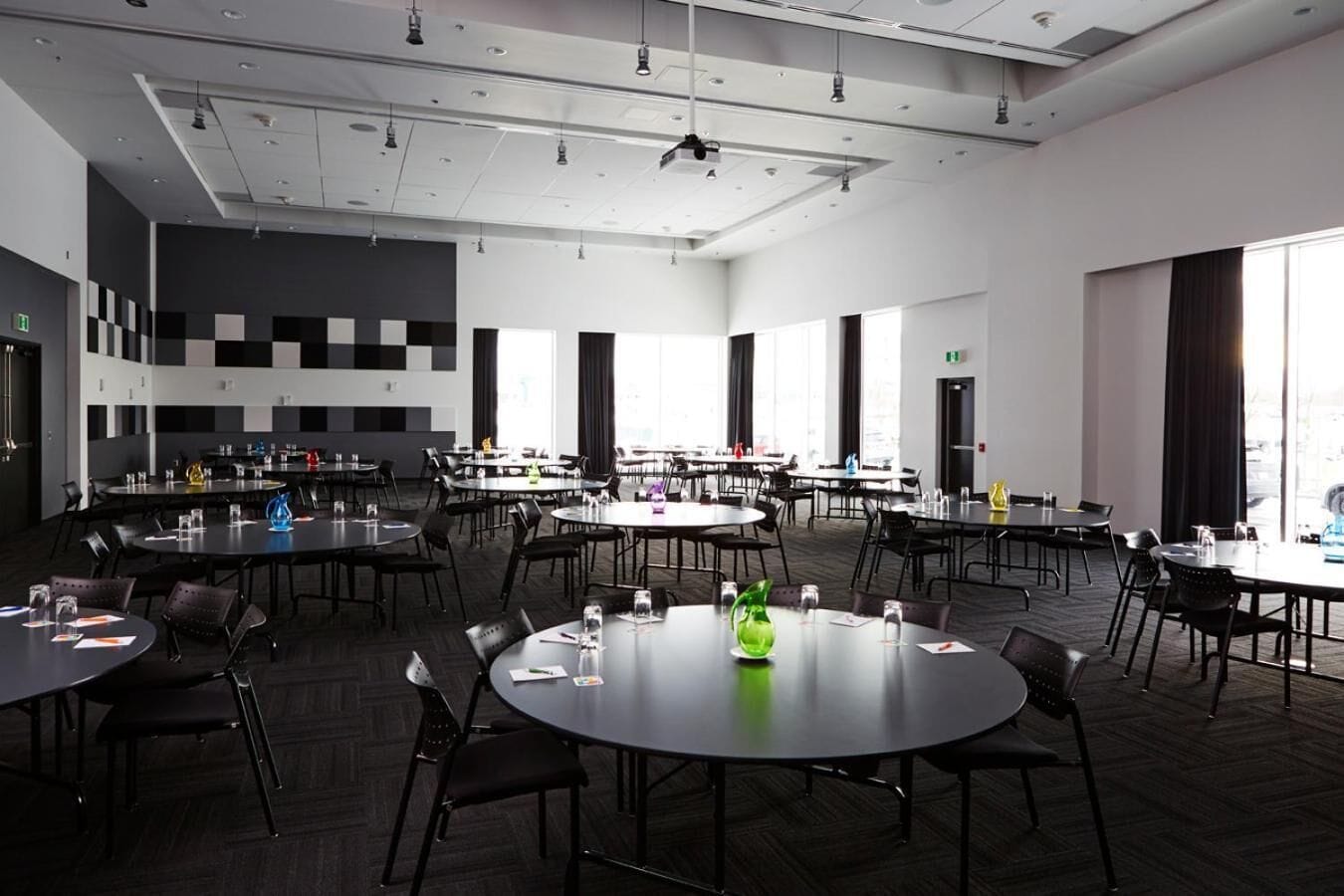 lunch and dinner served