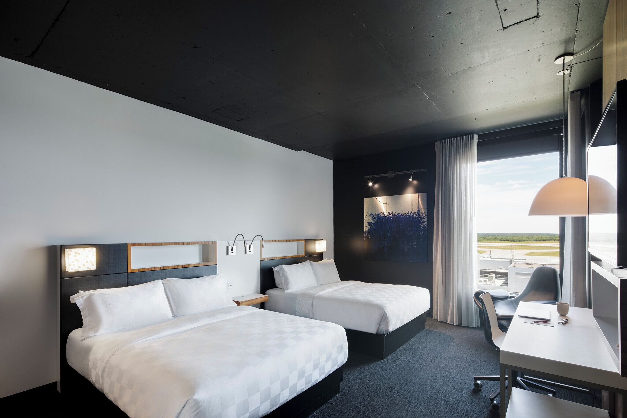 客房, 2 张大床 | 埃及棉床单、防过敏的被褥、办公桌、熨斗/熨衣板