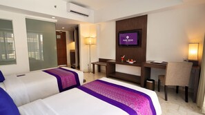 Regis Room | Living area | LCD TV - Park Regis Kuta, Bali (Kuta)