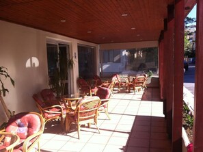 Terrace/patio - Evans Hotel (Heraklion)