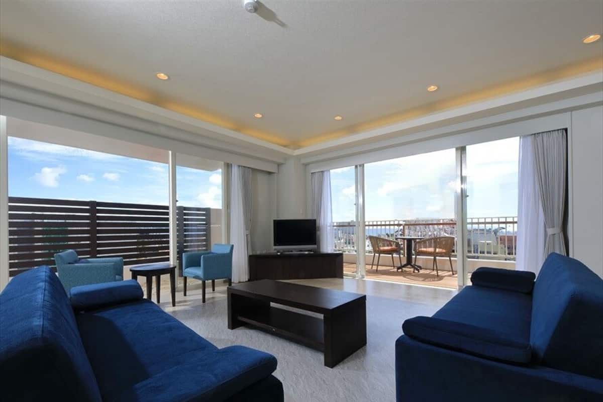Premier Room