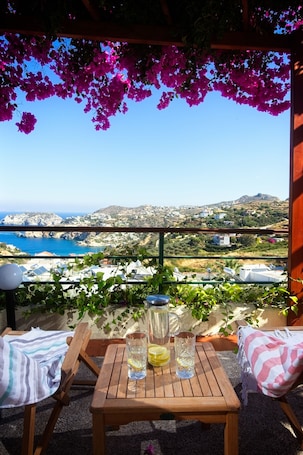 Suite Junior, vista mare (Panoramic) | Terrazza/patio. Pela Mare Hotel