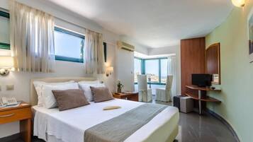 Economy Twin Room, Sea View | Egyptian cotton sheets, premium bedding, down comforters, pillowtop beds