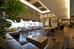 Interior - Doha Downtown Hotel Apartment (Doha)