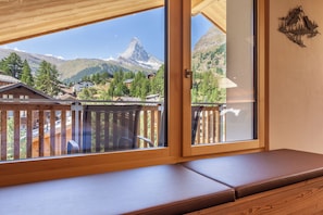 全景套房, 4 間臥室, 非吸煙房, 山景 | 客房內保險箱、書桌、筆電工作空間、遮光布/窗簾