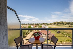 Tweepersoonskamer | Uitzicht op de heuvels