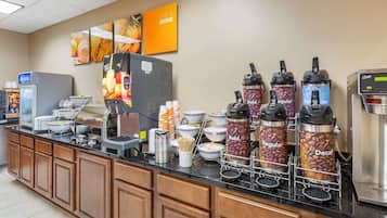 TĂ€gliches inbegriffenes kontinentales FrĂŒhstĂŒck