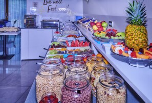 Tägliches inbegriffenes Frühstücksbuffet