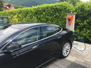 Ladestation für Elektrofahrzeuge