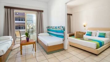 Apartment | Living area | TV