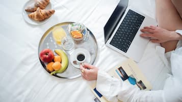Daily local cuisine breakfast for a fee