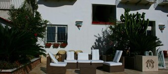 Mandetta Hotel