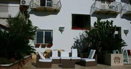 Mandetta Hotel