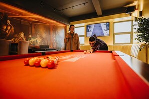 Billiards - Kinlay Hostel Galway (Galway)