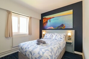 Caja de seguridad en la habitación, wifi gratis y ropa de cama 